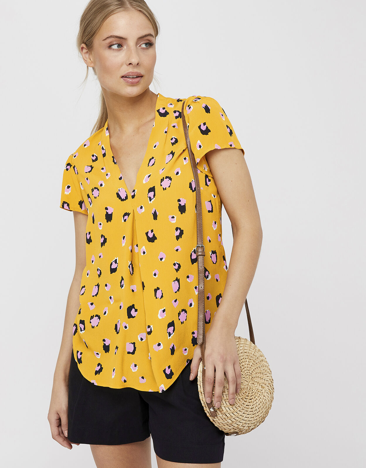 Yellow leopard print best sale blouse