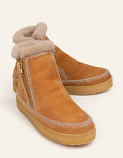 Laidback London Setsu Suede Ankle Boots, Brown (CHESTNUT), large