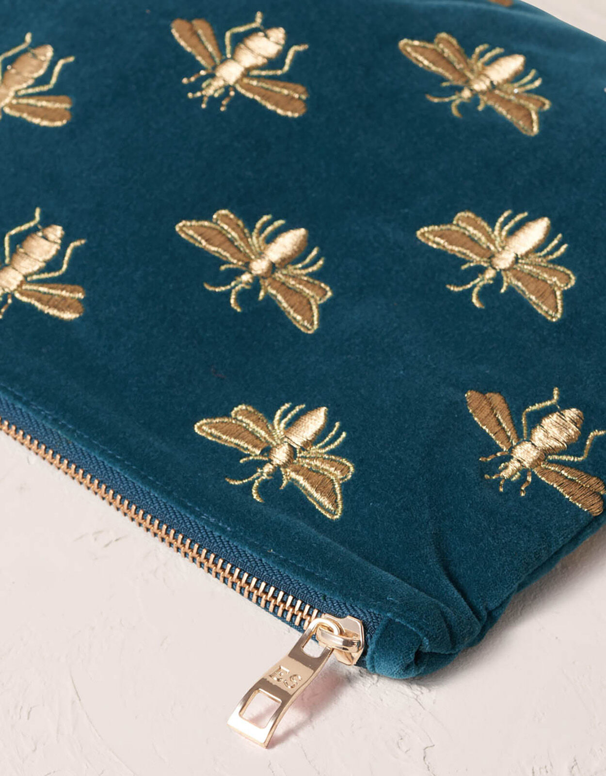Elizabeth Scarlett Honey Bee Pouch Blue