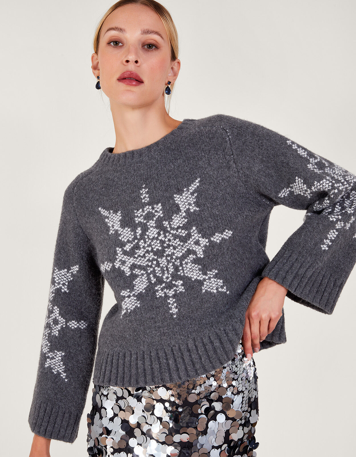 Grey snowflake jumper clearance