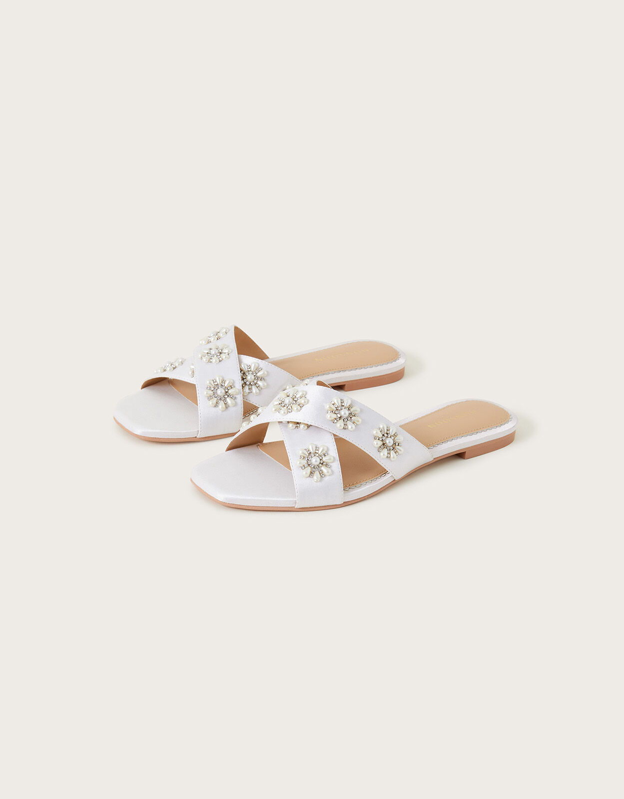 Bridal clearance sandals flat