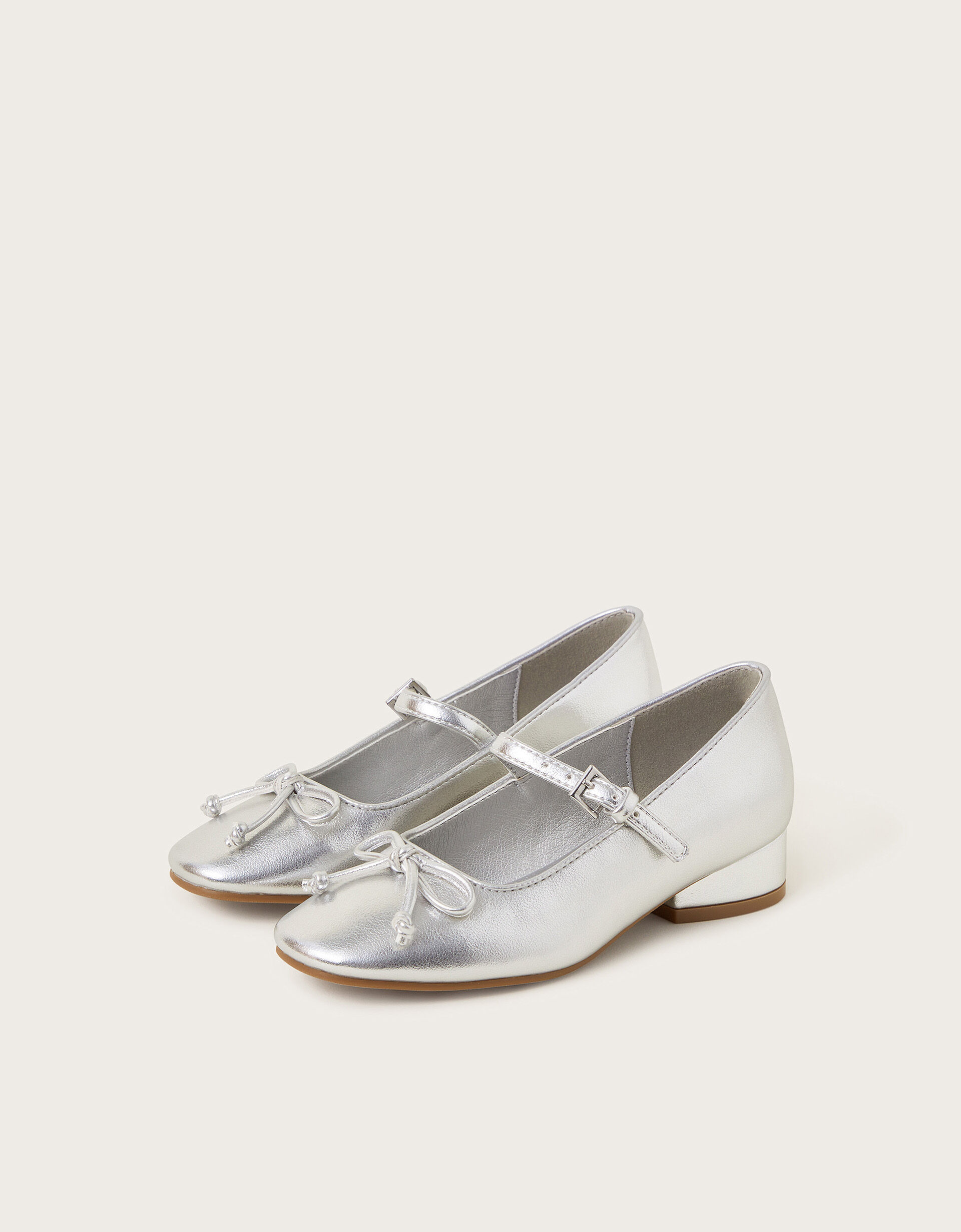 Childrens silver heeled shoes discount