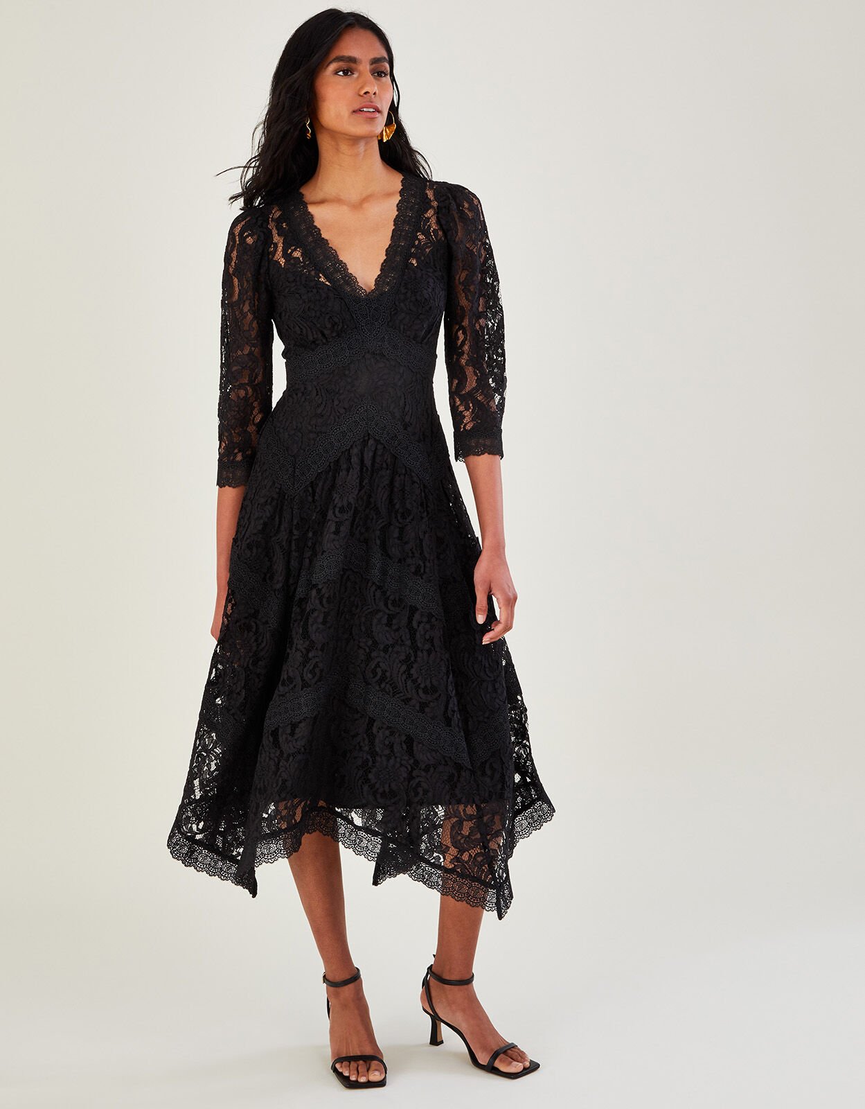 Ellen Lace Hanky Hem Dress Black