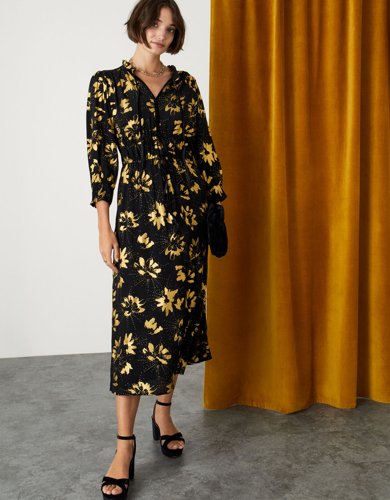 Monsoon daisy deals chain dress