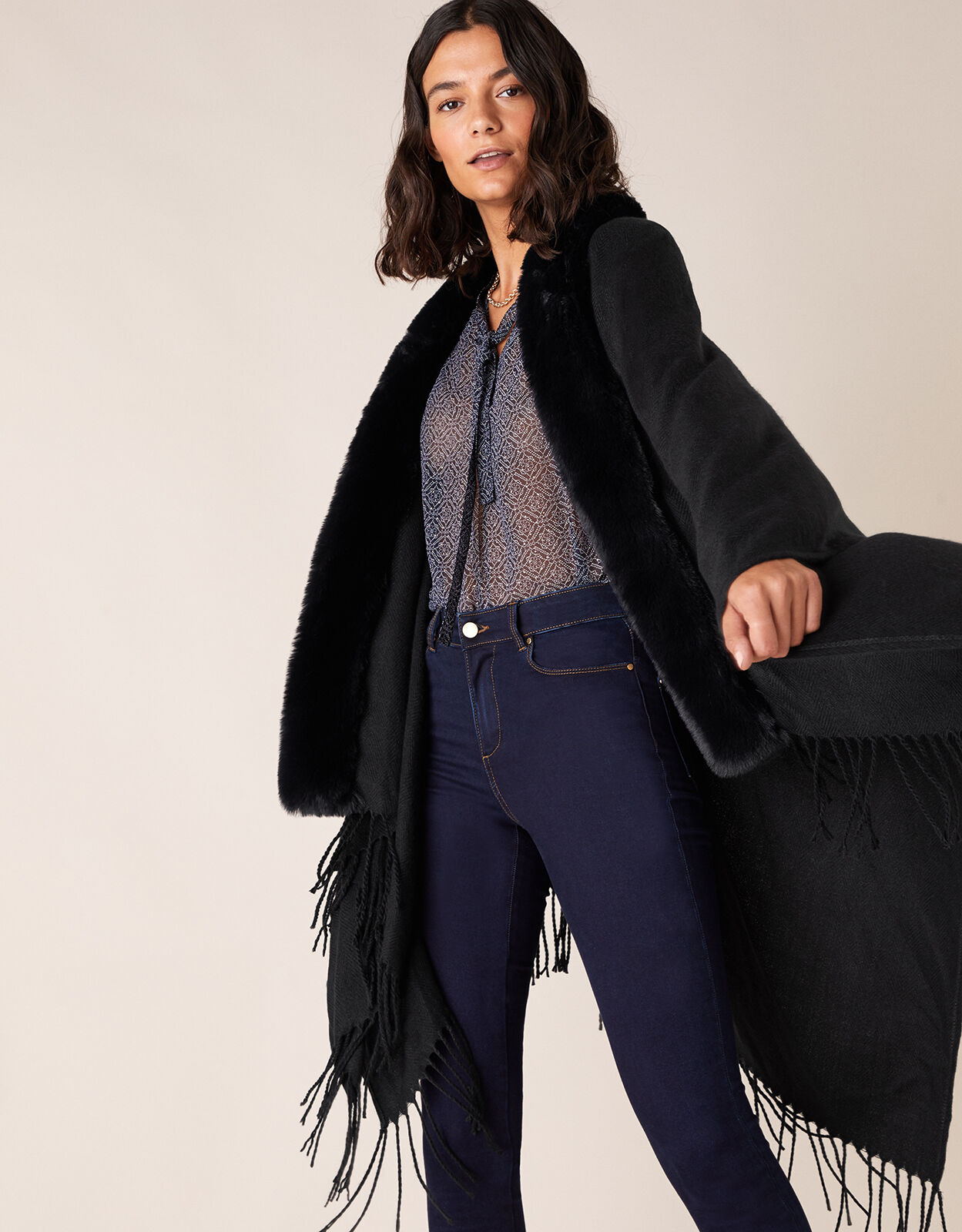navy faux fur wrap