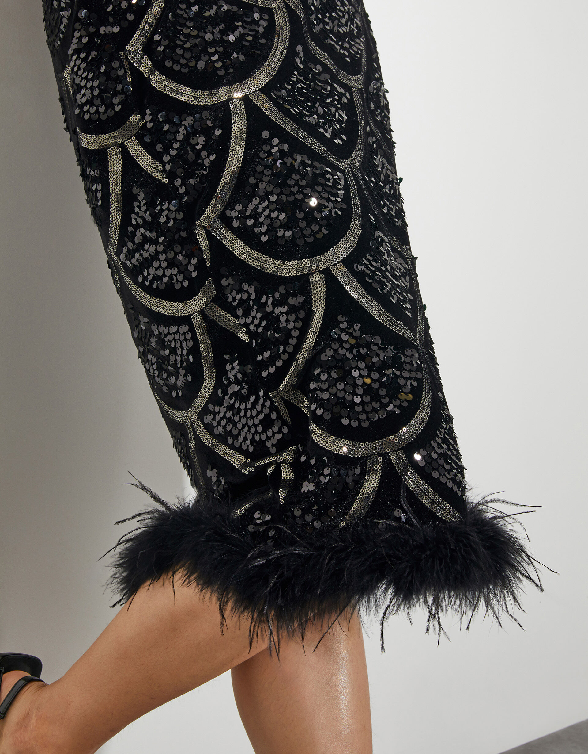 Feather pencil skirt top