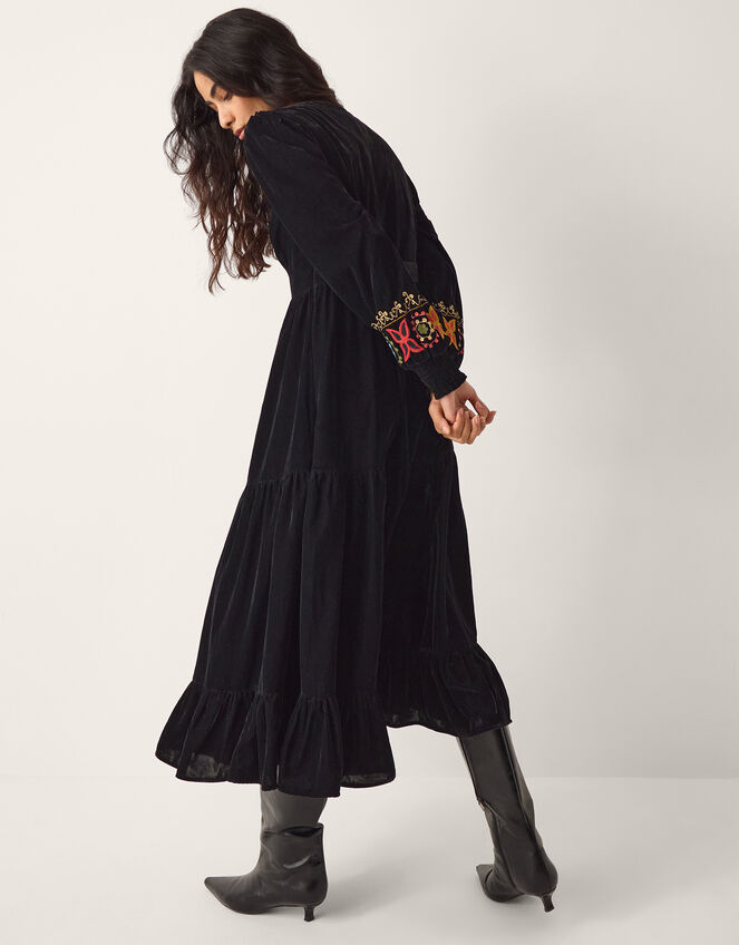 La Galeria Elefante Mexican Embroidered Velvet Midi Dress, Black (BLACK), large