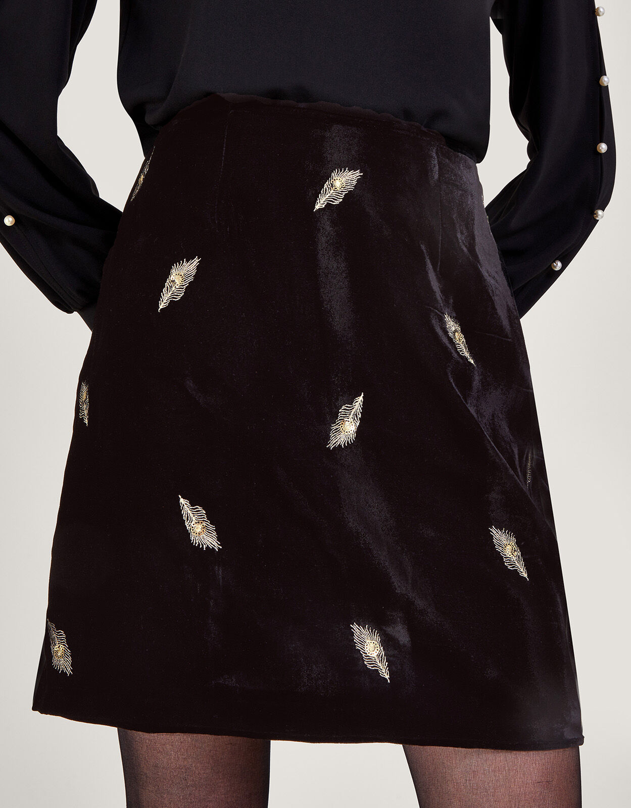 Velvet embellished skirt outlet