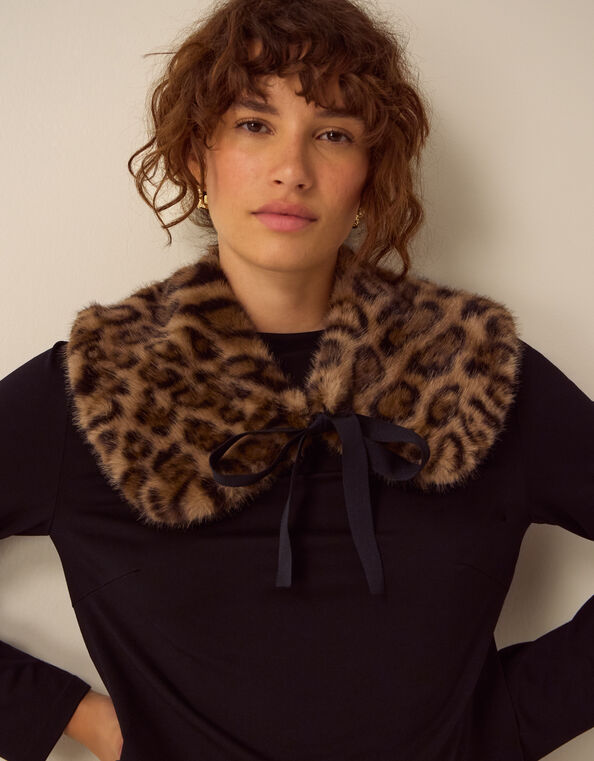 Niya Leopard Print Faux Fur Collar, , large