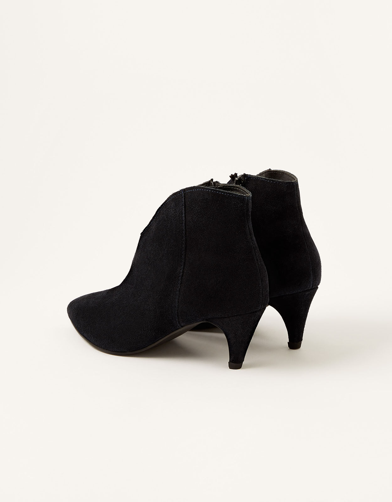 Low hotsell cut vamp