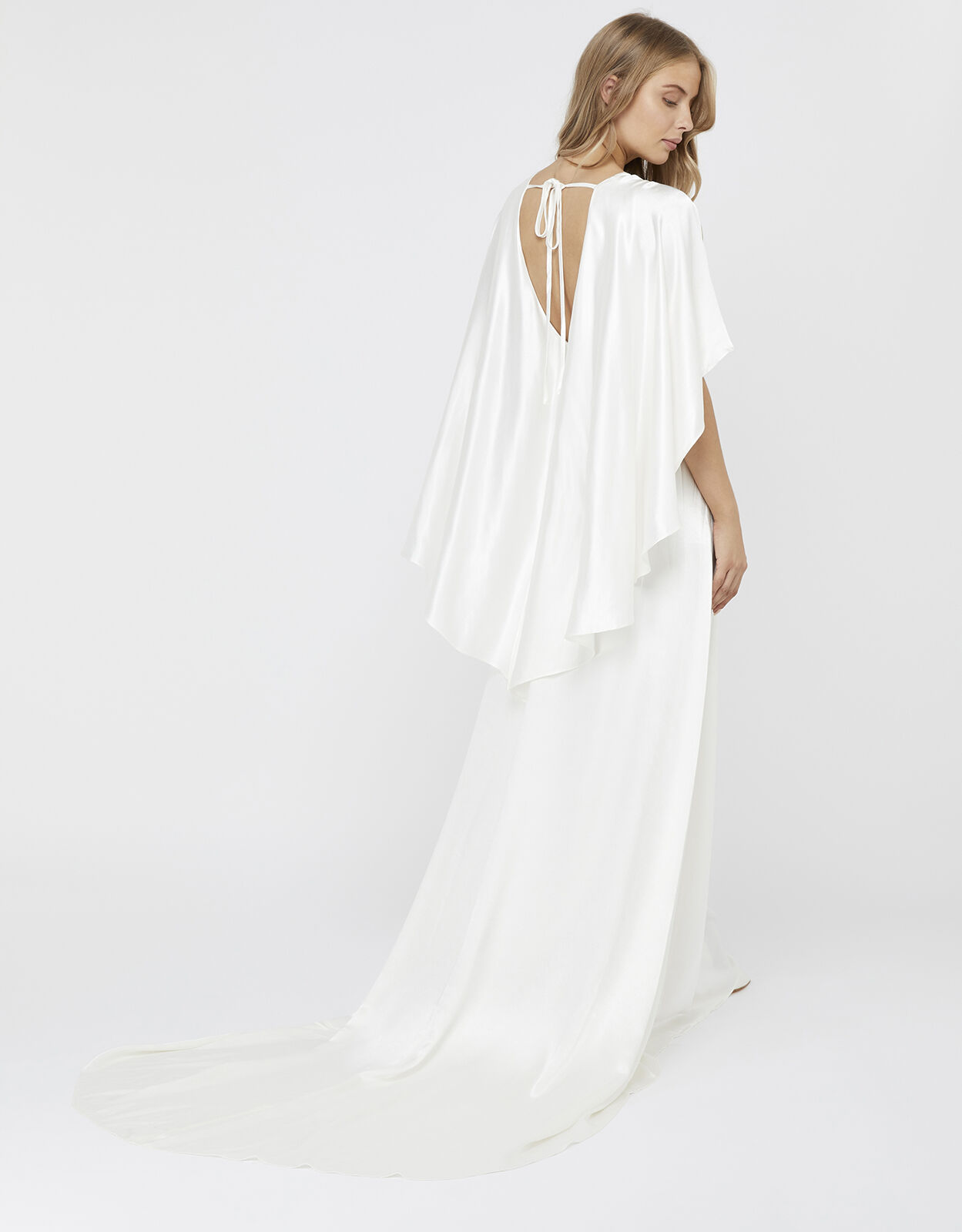 cape maxi