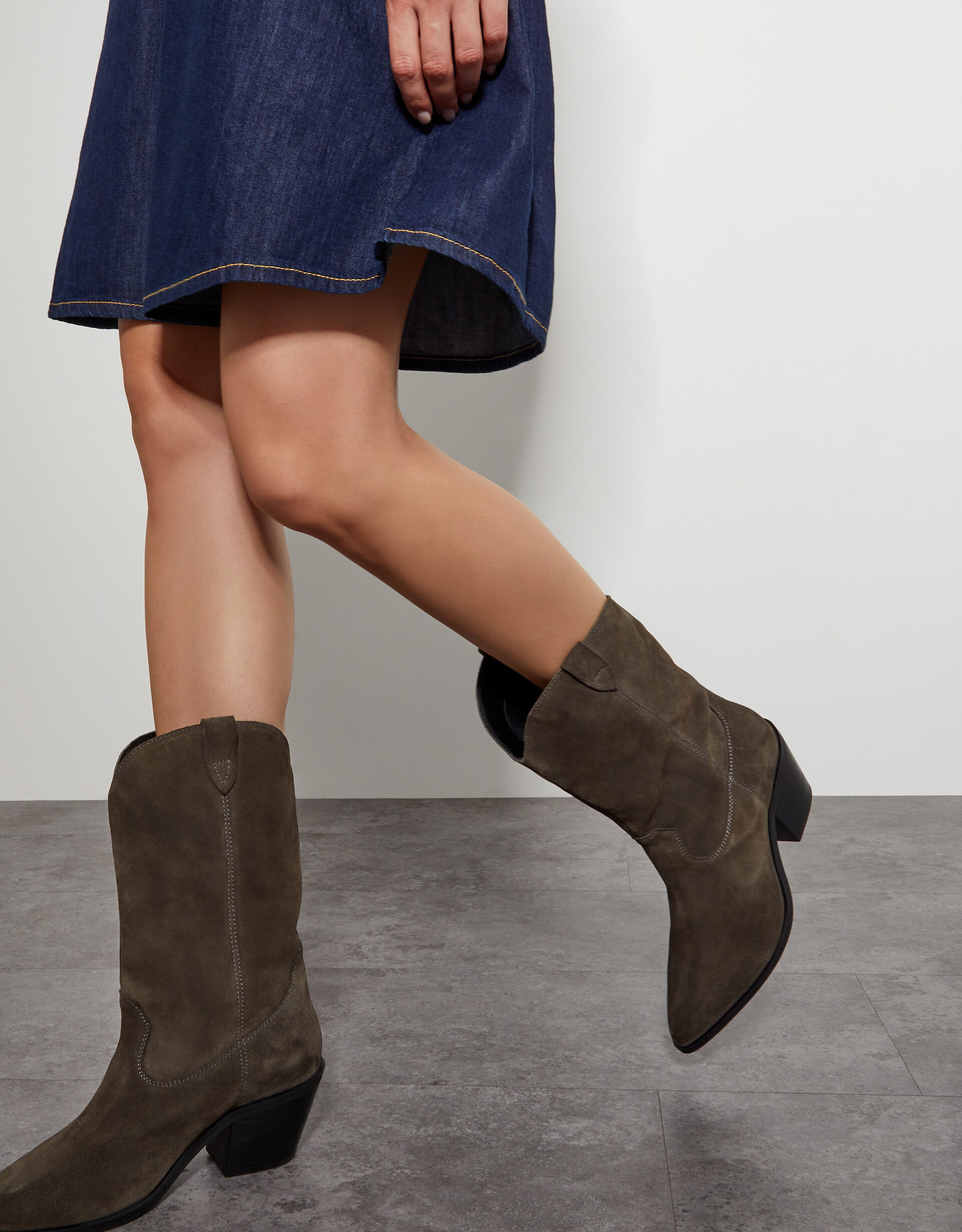 Monsoon boots sale hot sale