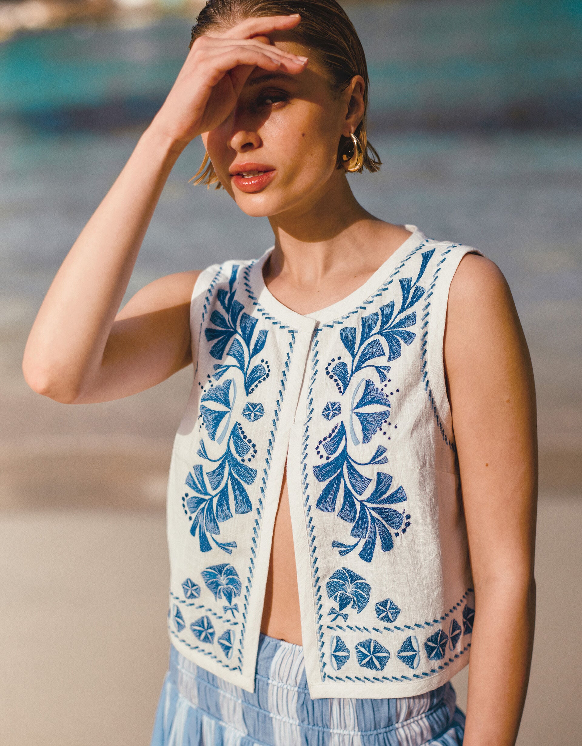 ORA Contrast Waistcoat