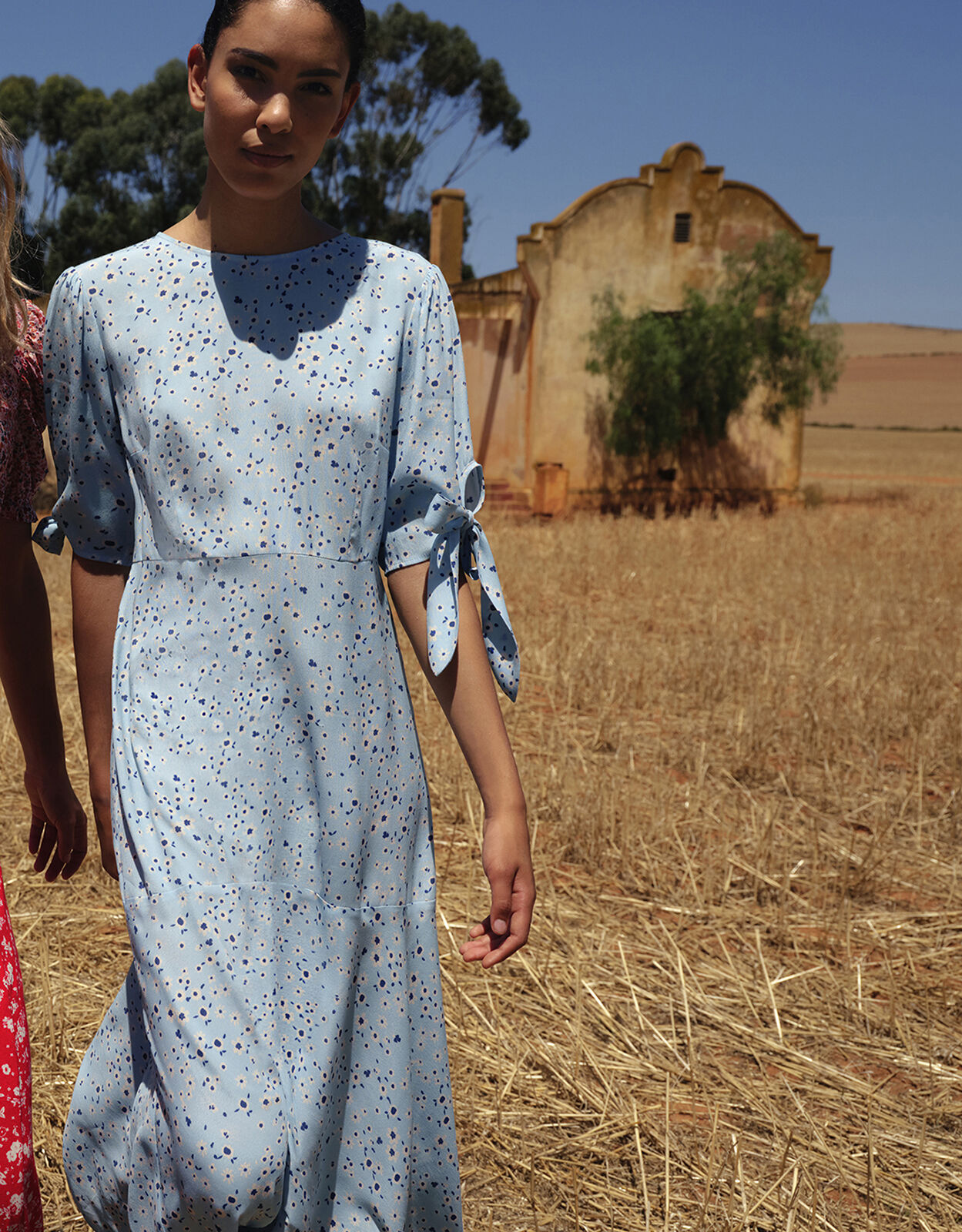 Miyah Daisy Print Dress with LENZING ECOVERO Blue Day Dresses Monsoon Global