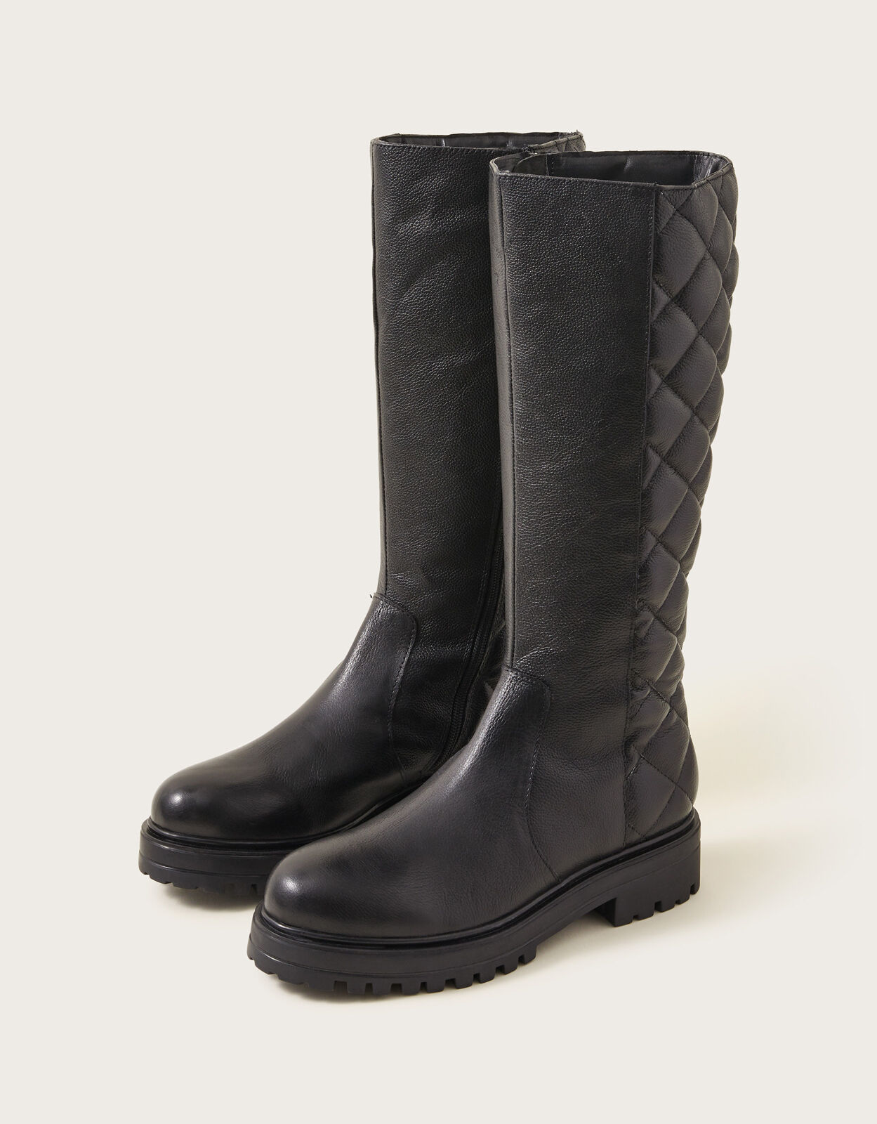 Womens black 2025 quilted boots