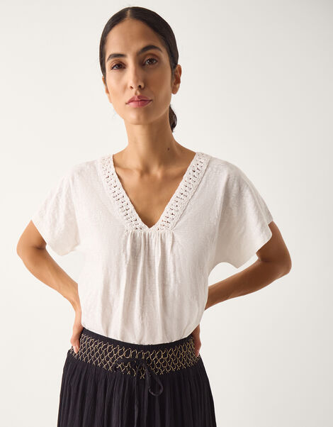 Amaya Crochet V-Neck T-Shirt, White (WHITE), large