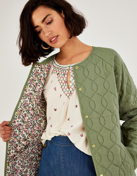 Quilted Jacked with Print Interior in LENZING™ ECOVERO™  Green, Green (KHAKI), large