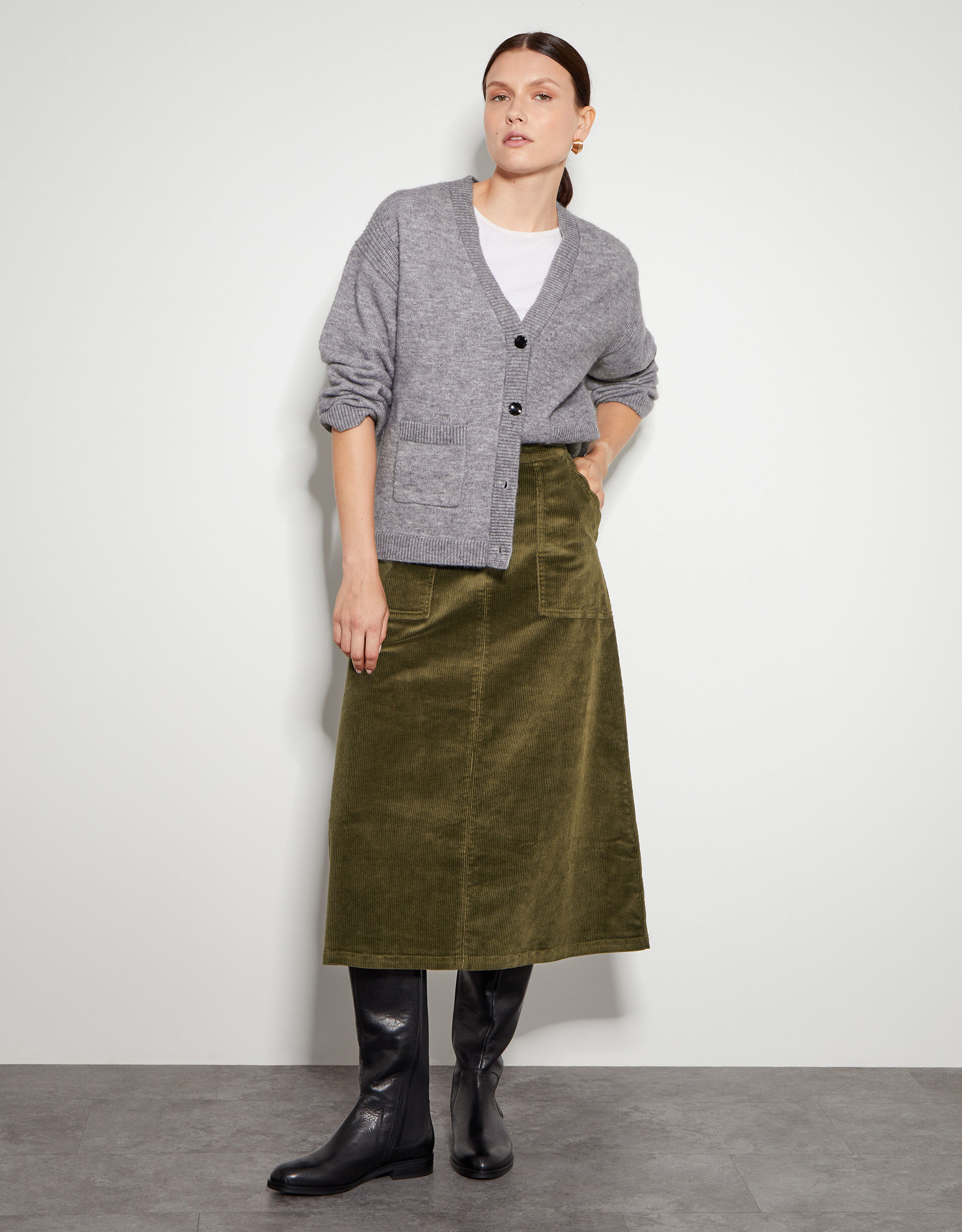 Very corduroy skirt 2025