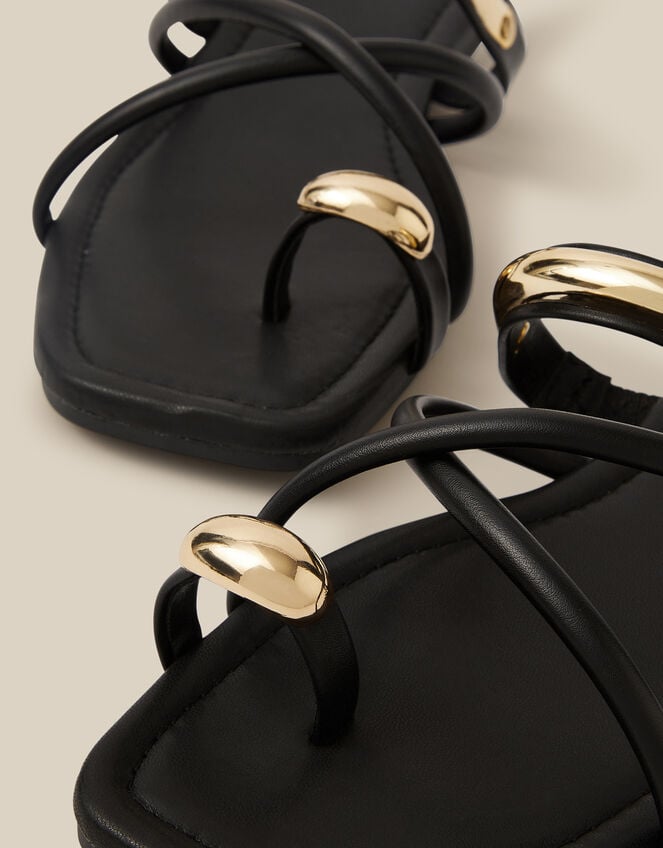 Metal Detail Toe Strap Sandals, Black (BLACK), large