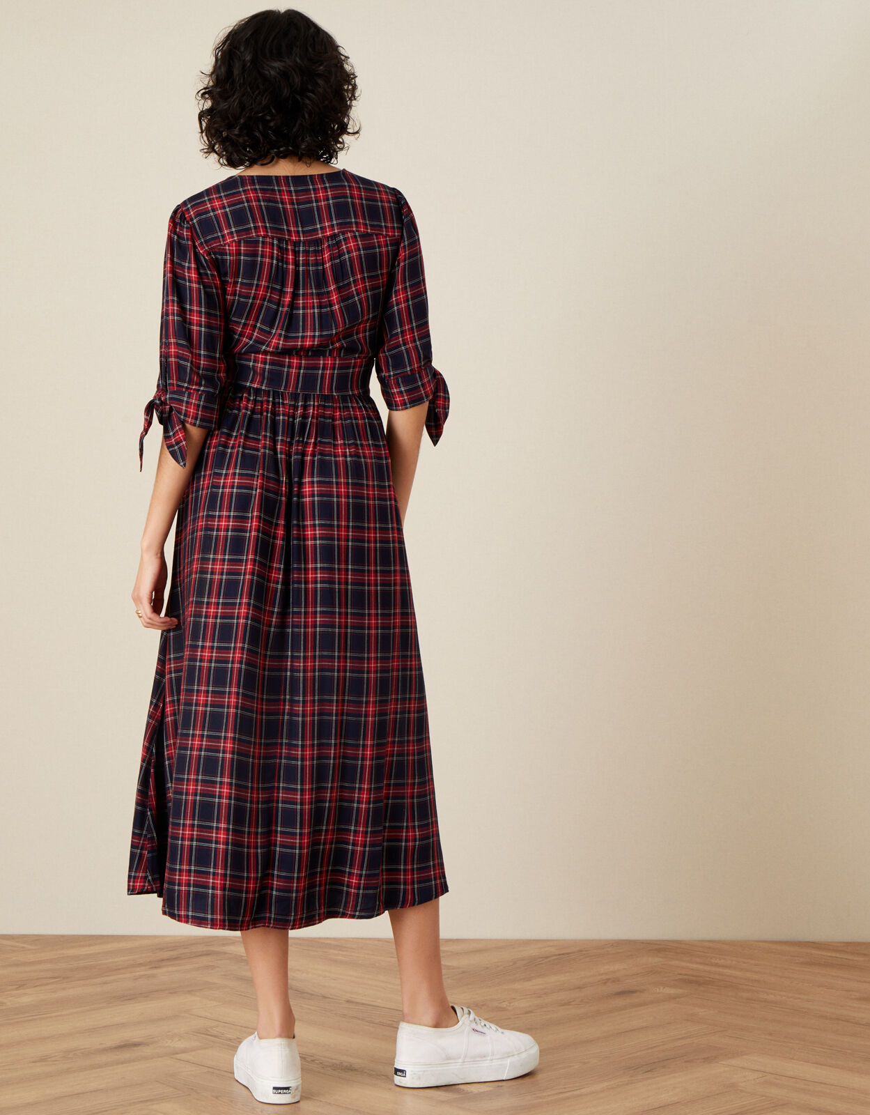 Checked midi dress top
