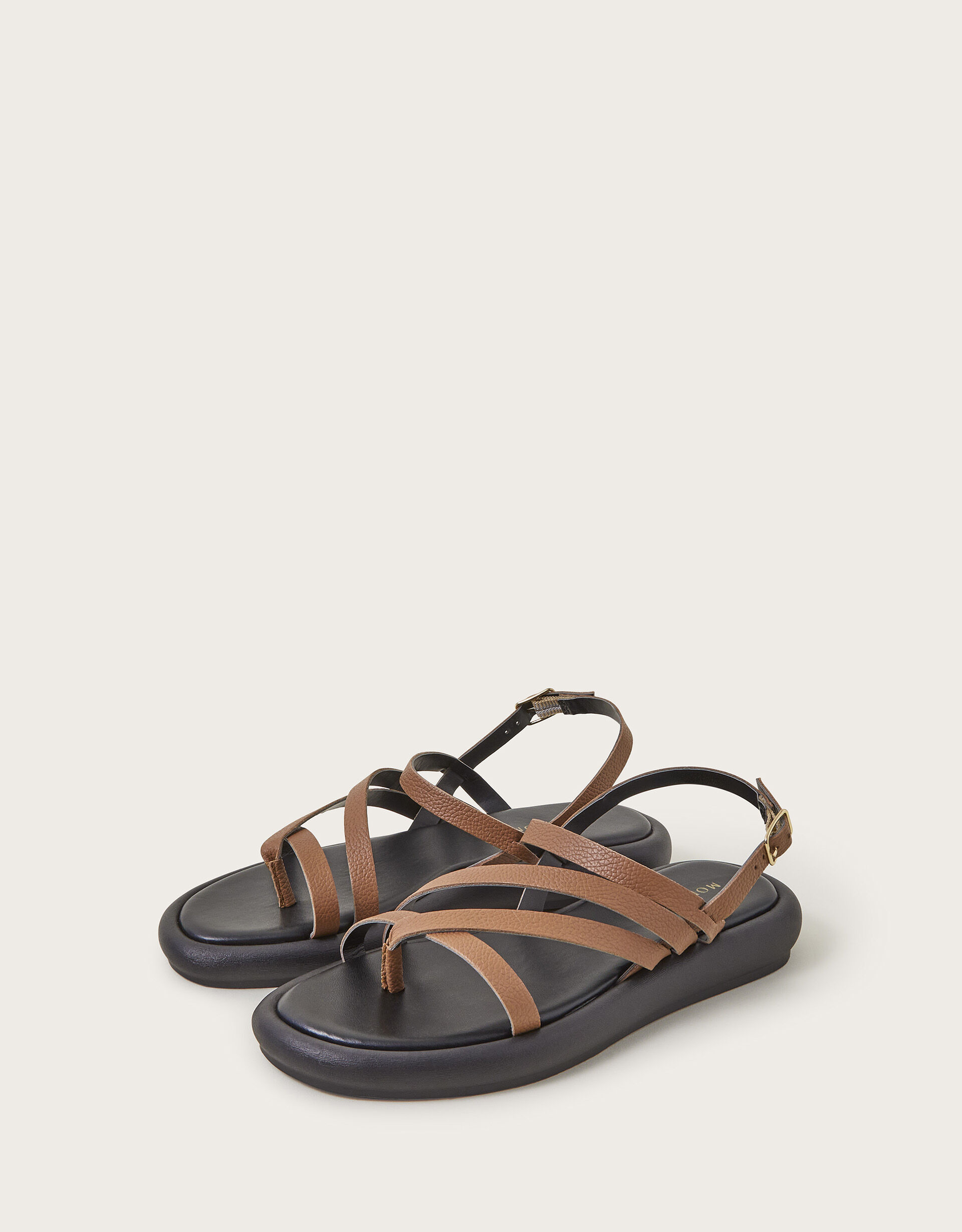 Tan flatform shop