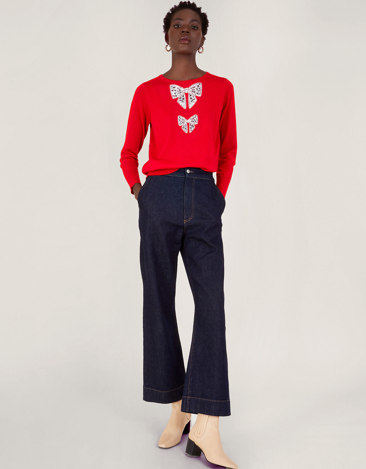 White jumper with red bow hot sale
