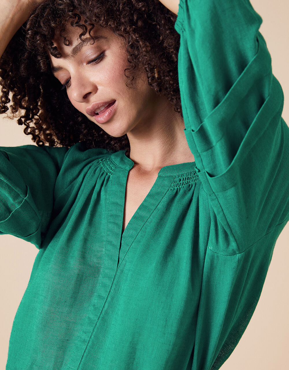 Relaxed Blouse in Linen Gauze Green