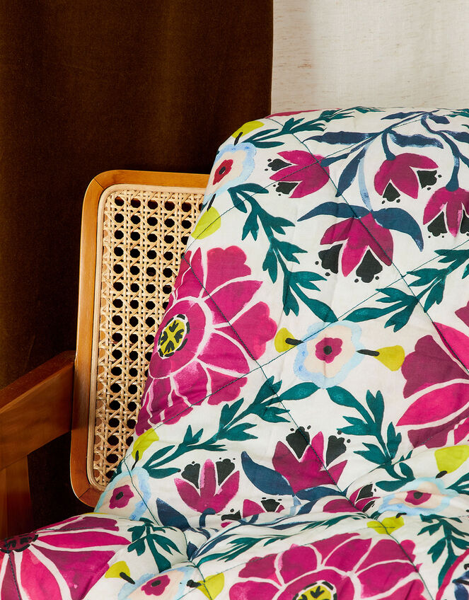 Zainab Patch Printed Quilt, , large