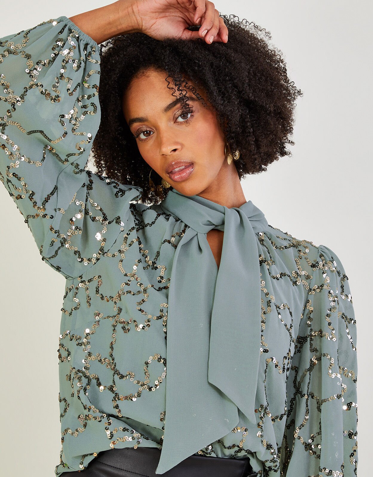 Pussybow blouse hot sale
